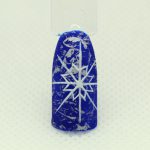 Снежинки на ногтях: пошаговое фото